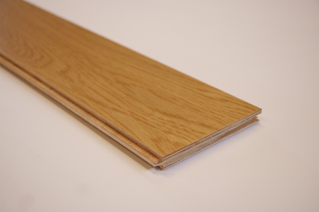 Flooring MuLitersilayer Top Veneer 5 mm. - White Oak (15x115x600)